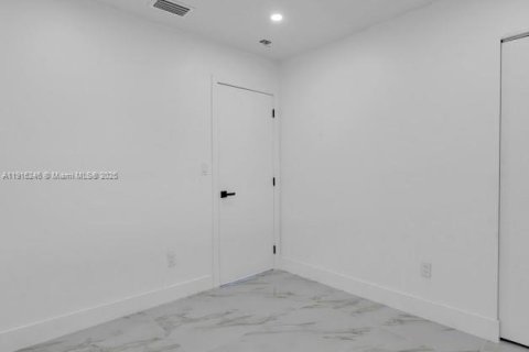 Casa en venta en Homestead, Florida, 3 dormitorios, 94.02 m2 № 1970936 - foto 29