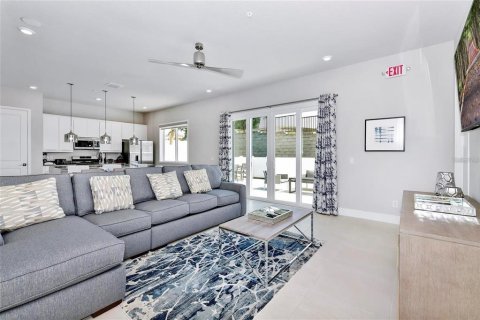 Copropriété à vendre à Four Corners, Floride: 3 chambres, 139.35 m2 № 2419937 - photo 6