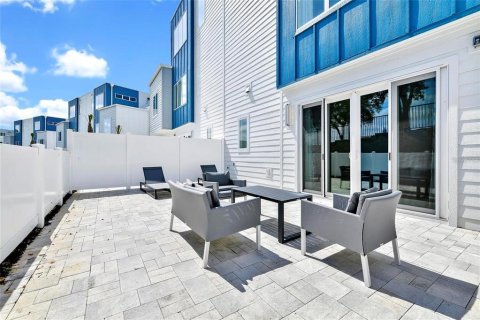 Copropriété à vendre à Four Corners, Floride: 3 chambres, 139.35 m2 № 2419937 - photo 20