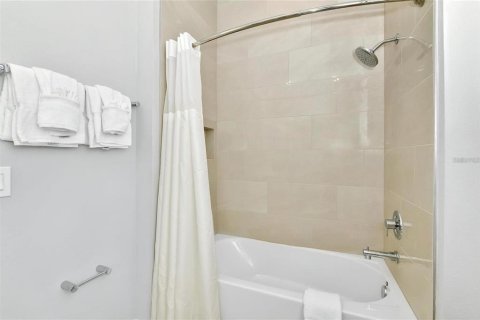 Copropriété à vendre à Four Corners, Floride: 3 chambres, 139.35 m2 № 2419937 - photo 12
