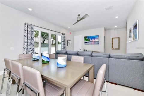 Copropriété à vendre à Four Corners, Floride: 3 chambres, 139.35 m2 № 2419937 - photo 10