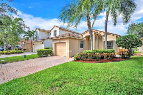House in Weston, Florida 3 bedrooms, 131.55 sq.m. № 1944112 - photo 1
