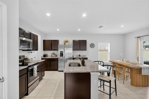 Villa ou maison à vendre à Zephyrhills, Floride: 4 chambres, 176.05 m2 № 1900004 - photo 10