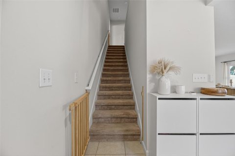 Villa ou maison à vendre à Zephyrhills, Floride: 4 chambres, 176.05 m2 № 1900004 - photo 17