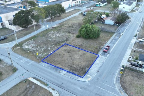 Commercial property in Homestead, Florida № 2081264 - photo 3