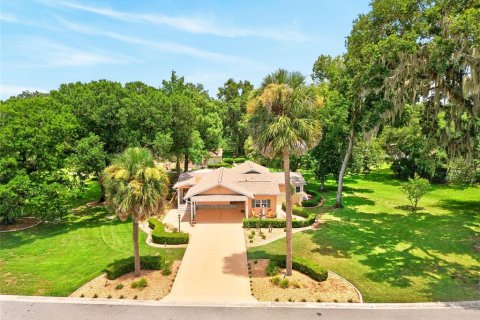 Casa en The Villages, Florida 2 dormitorios, 176.33 m2 № 2223083