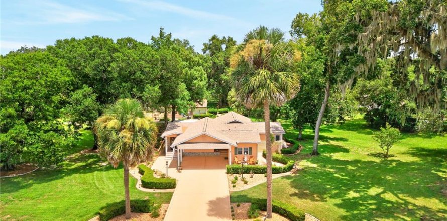 Villa ou maison à The Villages, Floride 2 chambres, 176.33 m2 № 2223083