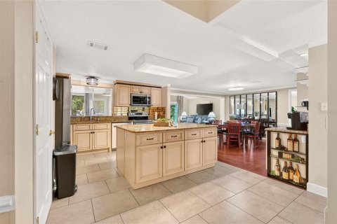 Villa ou maison à vendre à The Villages, Floride: 2 chambres, 176.33 m2 № 2223083 - photo 28