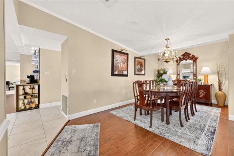 Villa ou maison à vendre à The Villages, Floride: 2 chambres, 176.33 m2 № 2223083 - photo 25
