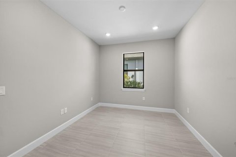 Villa ou maison à vendre à North Port, Floride: 2 chambres, 195.65 m2 № 1573694 - photo 26