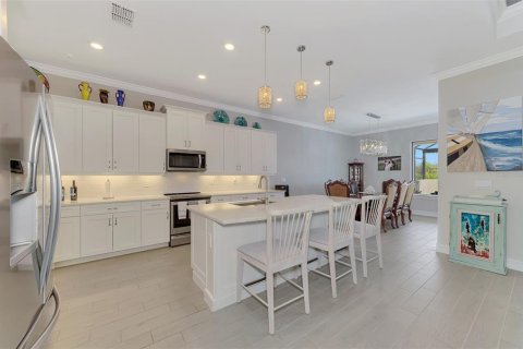 Villa ou maison à vendre à Laurel, Floride: 3 chambres, 242.57 m2 № 2302609 - photo 10