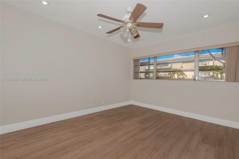 Снять в аренду кондоминиум в Майами, Флорида 1 спальня, 62.8м2, № 1991812 - фото 9