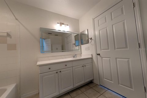Copropriété à louer à Sarasota, Floride: 2 chambres, 106 m2 № 2384178 - photo 23