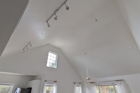 Copropriété à louer à Sarasota, Floride: 2 chambres, 106 m2 № 2384178 - photo 16