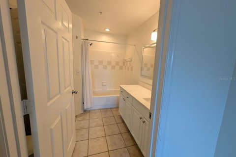 Copropriété à louer à Sarasota, Floride: 2 chambres, 106 m2 № 2384178 - photo 26