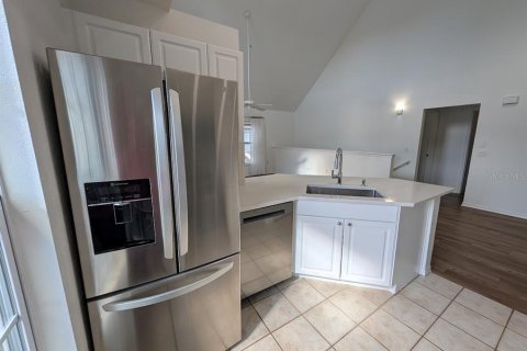Copropriété à louer à Sarasota, Floride: 2 chambres, 106 m2 № 2384178 - photo 3