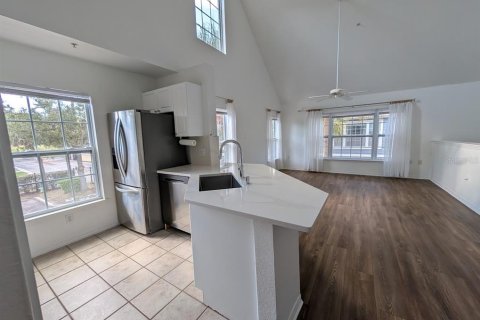 Copropriété à louer à Sarasota, Floride: 2 chambres, 106 m2 № 2384178 - photo 13