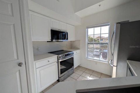 Copropriété à louer à Sarasota, Floride: 2 chambres, 106 m2 № 2384178 - photo 4