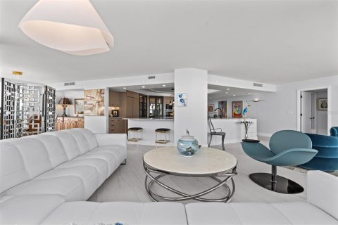 Condominio en venta en Sarasota, Florida, 3 dormitorios, 215.07 m2 № 1880993 - foto 23