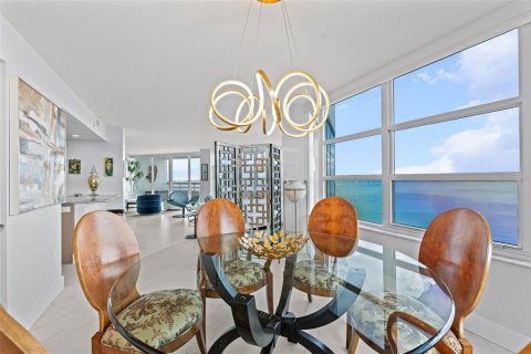 Condominio en venta en Sarasota, Florida, 3 dormitorios, 215.07 m2 № 1880993 - foto 25