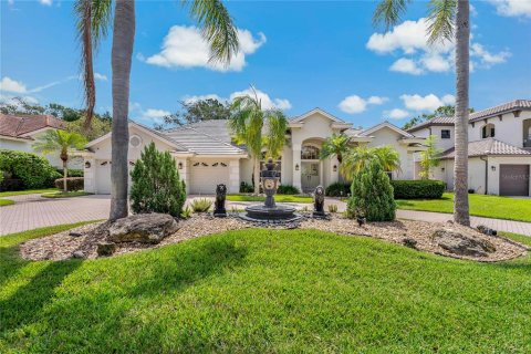 House in Wesley Chapel, Florida 4 bedrooms, 252.69 sq.m. № 1841622 - photo 1