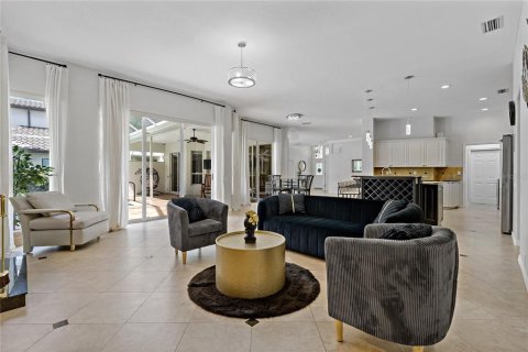House in Wesley Chapel, Florida 4 bedrooms, 252.69 sq.m. № 1841622 - photo 23