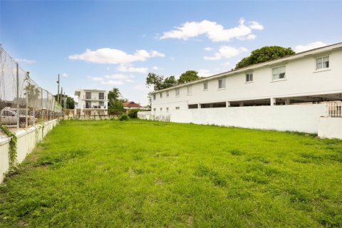 Immobilier commercial à vendre à Miami, Floride № 2000084 - photo 11