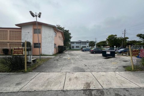 Condo in Miami, Florida  № 1942267 - photo 3