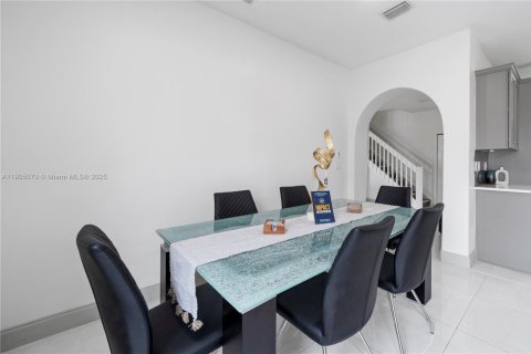 Villa ou maison à louer à Loxahatchee Groves, Floride: 3 chambres, 205.5 m2 № 1955204 - photo 17