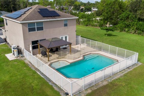 Villa ou maison à louer à Loxahatchee Groves, Floride: 3 chambres, 205.5 m2 № 1955204 - photo 3