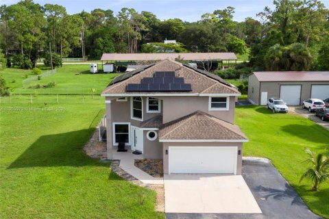 Villa ou maison à louer à Loxahatchee Groves, Floride: 3 chambres, 205.5 m2 № 1955204 - photo 1