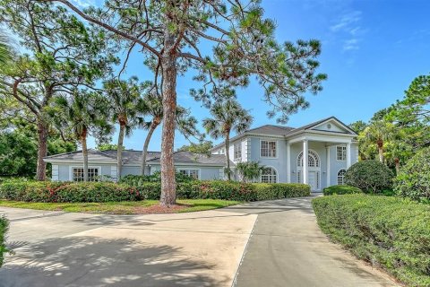 House in Osprey, Florida 5 bedrooms, 556.11 sq.m. № 2167574 - photo 8
