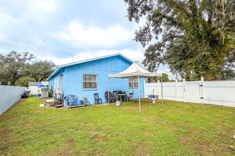 Immobilier commercial à vendre à Tampa, Floride: 4 chambres, 155.52 m2 № 2385615 - photo 26
