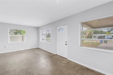 Appartement à louer à Saint Petersburg, Floride: 2 chambres, 72.46 m2 № 2403491 - photo 6