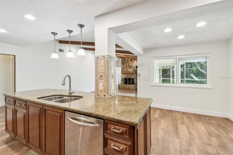 House in Clearwater, Florida 4 bedrooms, 233.56 sq.m. № 1856739 - photo 15