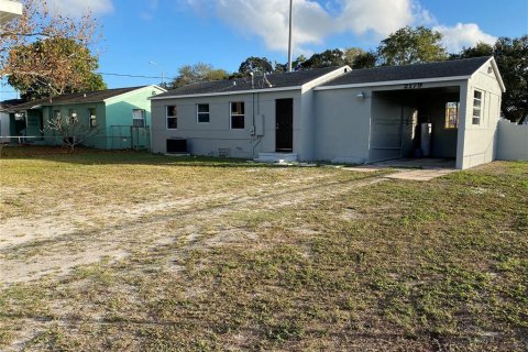House in Saint Petersburg, Florida 4 bedrooms, 179.77 sq.m. № 2098737 - photo 19