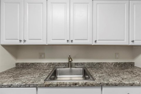 Condo in Tampa, Florida, 2 bedrooms  № 1746341 - photo 7