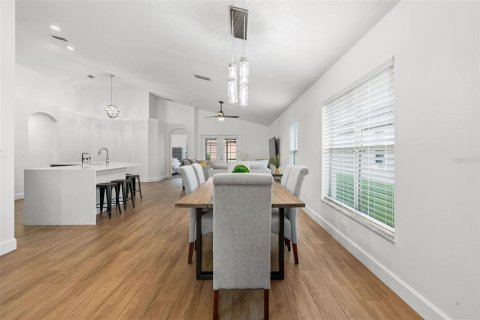 Casa en alquiler en Orlando, Florida, 3 dormitorios, 186.08 m2 № 2258639 - foto 18