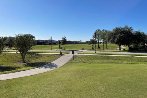 Casa en alquiler en Orlando, Florida, 3 dormitorios, 186.08 m2 № 2258639 - foto 4