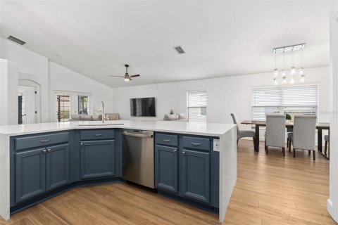 Casa en alquiler en Orlando, Florida, 3 dormitorios, 186.08 m2 № 2258639 - foto 22