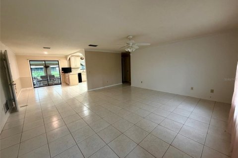 Appartement à louer à Edgewater, Floride: 2 chambres, 106.47 m2 № 2091451 - photo 5