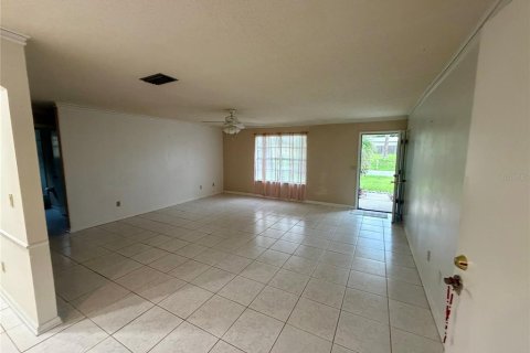 Appartement à louer à Edgewater, Floride: 2 chambres, 106.47 m2 № 2091451 - photo 4