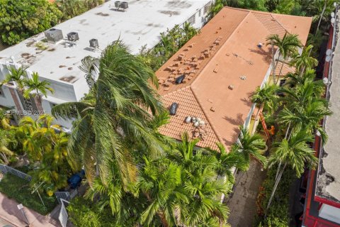Condominio en venta en Miami Beach, Florida, 2 dormitorios, 78.6 m2 № 2077159 - foto 22