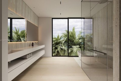 Villa ou maison à vendre à Miami, Floride: 6 chambres, 583.52 m2 № 1939540 - photo 15