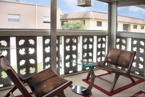 Condominio en alquiler en Pompano Beach, Florida, 2 dormitorios, 78.04 m2 № 2020567 - foto 18