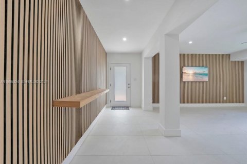 Casa en venta en Plantation, Florida, 4 dormitorios, 254.74 m2 № 2048786 - foto 4