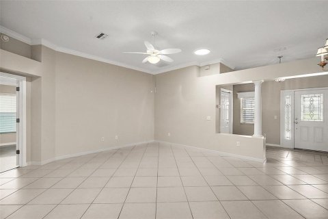 House in The Villages, Florida 3 bedrooms, 142.33 sq.m. № 1769368 - photo 4
