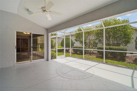 House in The Villages, Florida 3 bedrooms, 142.33 sq.m. № 1769368 - photo 19