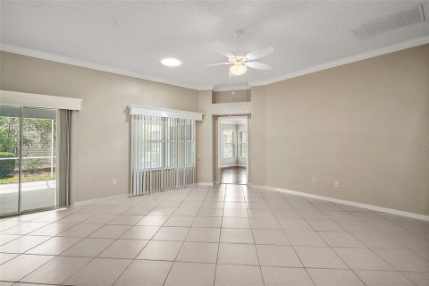 House in The Villages, Florida 3 bedrooms, 142.33 sq.m. № 1769368 - photo 3
