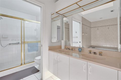 Купить виллу или дом в Тамарак, Флорида 2 спальни, 125.23м2, № 2071676 - фото 14